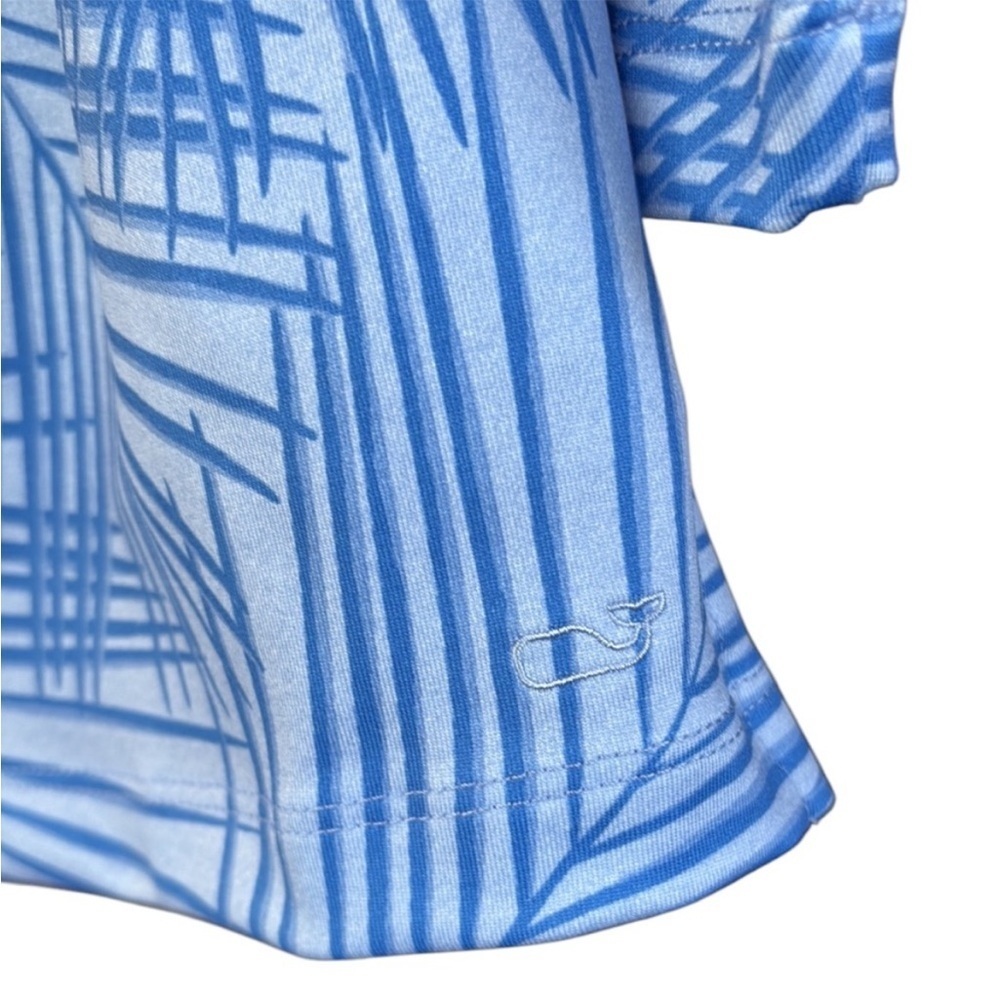 EUC Vineyard Vines Printed Sankaty Top Blue Size Large - Picture 6 of 9